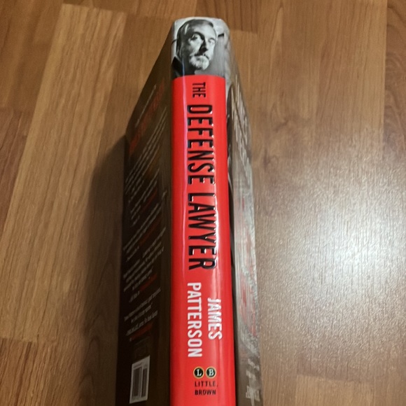 THE DEFENSE LAWYER - Picture 2 of 3